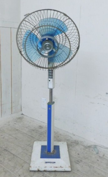 古い扇風機（日本製のみ）　※羽が青・緑など　大